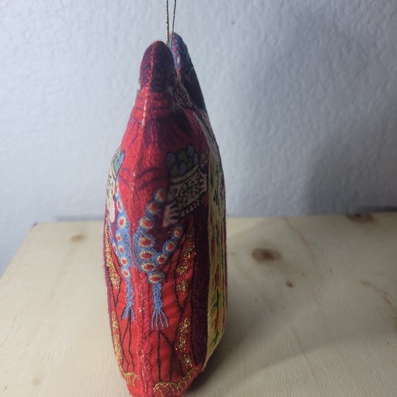 Embroidered Christmas Holy Family Nativity Scene Ornament with 3 Wise Men - Picture 2 of 10